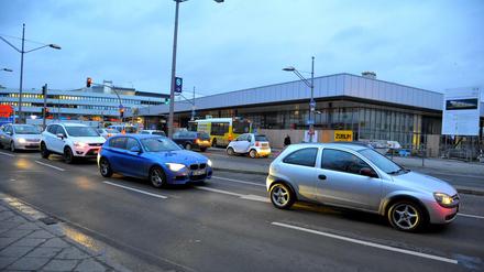 Gebaut wird schon lange am Bahnhofsgebäude, jetzt ist es fertig.