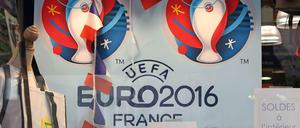 Richtig Umsatz und das ohne Steuern: die Uefa wie Gott in Frankreich.