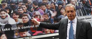 Nigel Farage und sein umstrittenes Plakat.