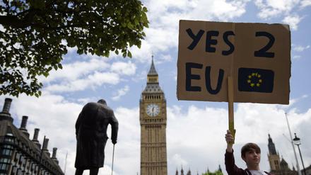 Die EU muss mehr und besser für sich werben - und nicht erst, nachdem es schiefgelaufen ist. 