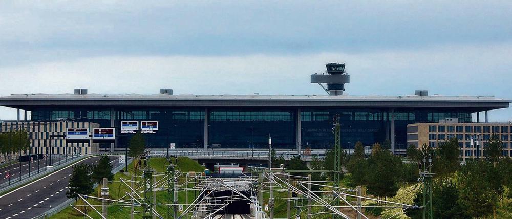 Ab in die Tiefe. Der BER-Bahnhof unter dem Terminal ist seit 2012 fertig.
