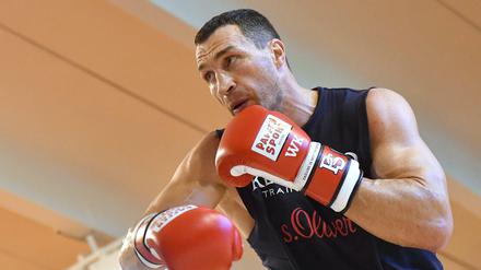Wladimir Klitschko muss sich noch gedulden.