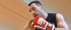Wladimir Klitschko muss sich noch gedulden.
