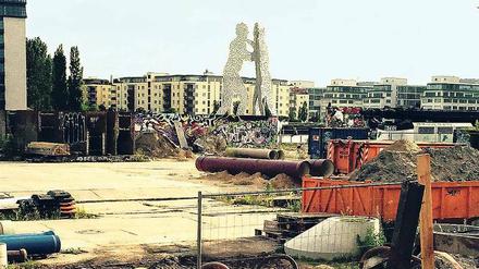 Vor den Tiefbauarbeiten. Das Baugelände von „The Wave“ nach dem ersten großen Aufräumen. 