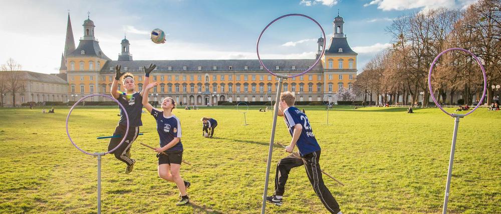 Beliebt in Deutschland: Quidditch-Spieler der "Rheinos Bonn" trainieren in Bonn.