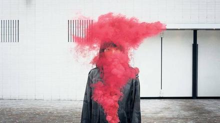 Anstbilder. Die Performance „Sculpting Fear“ von Julian Hetzel im ehemaligen Residenzschloss von Wilhelm II. 