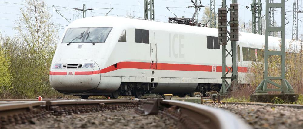 Ein ICE 1 der Deutschen Bahn.