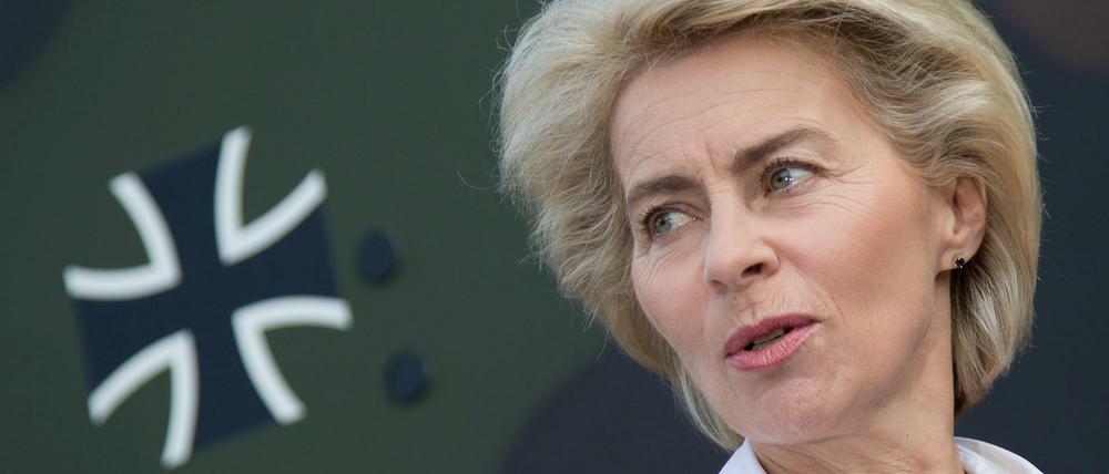 Bundesverteidigungsministerin Ursula von der Leyen (CDU) reist in die Türkei