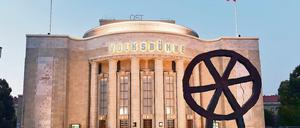 Volksbühne am Rosa-Luxemburg-Platz.