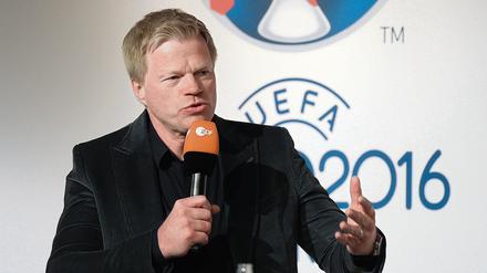 Ballversteher. Oliver Kahn zeigt sich in Frankreich von seiner Schokoladenseite.