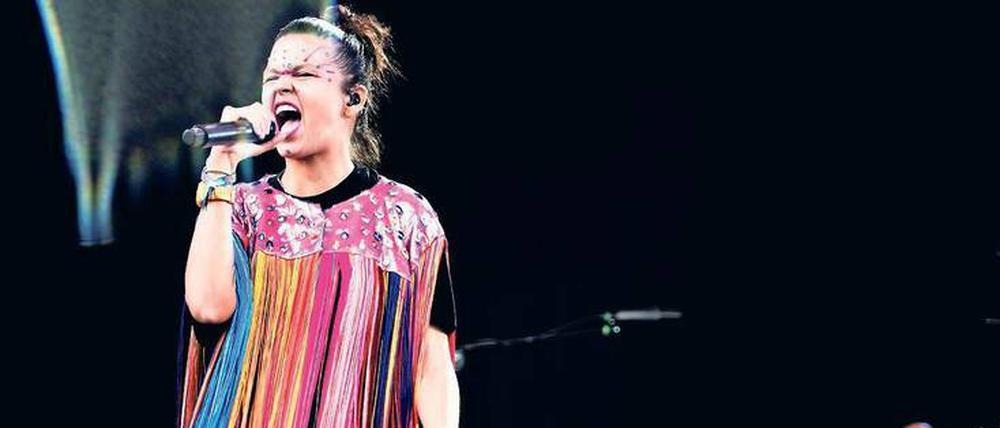 Liliana Saumet von der kolumbianischen Band Bomba Esteréo.
