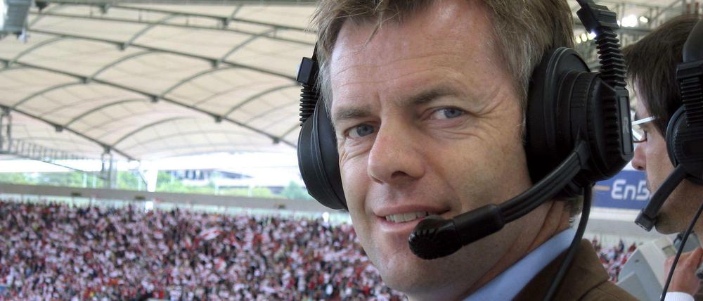 Der SWR-Sportreporter Tom Bartels hat bei der Euro 2016 das Spiel Polen gegen Portugal kommentiert.