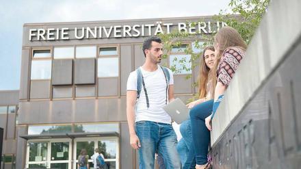 Die Uni im Blick. Schon jetzt sind an Berlins Hochschulen mehr Bewerbungsanträge als im Vorjahreszeitraum eingegangen. 