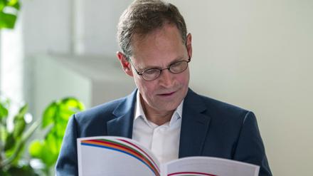 Gute Neuigkeiten für ihn: Michael Müller wäre Favorit der Berliner, würde der Regierende Bürgermeister direkt gewählt.
