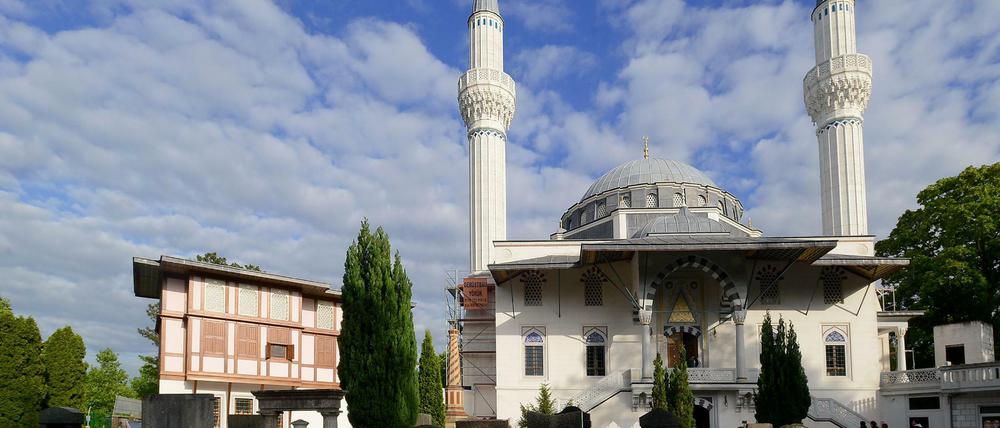 Die Sehitlik Moschee, Berlin-Neukölln.