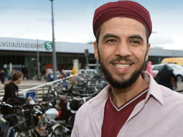 Abdul Adhim Kamouss, 38, vor dem Bahnhof Gesundbrunnen.