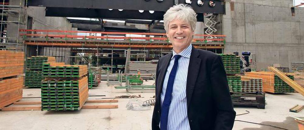 Gründungsdirektor Reinhold Leinfelder – hier auf der Baustelle des Futuriums – ist Professor für Paläontologe und Geobiologe an der Freien Universität Berlin. Von 2006 bis 2010 war er Generaldirektor des Berliner Naturkundemuseums sowie zuvor Generaldirektor der Staatlichen Naturwissenschaftlichen Sammlungen Bayerns.