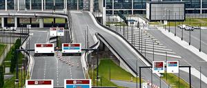 Pannenflughafen BER: Termine platzen, Kosten explodieren.
