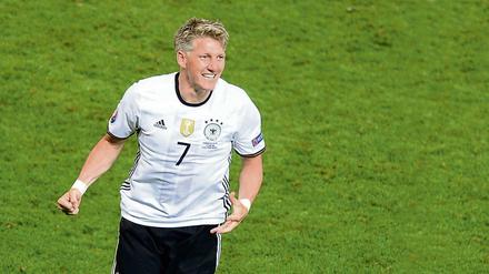 Vertraut ihm! Bastian Schweinsteiger, Kapitän der deutschen Fußball-Nationalmannschaft.