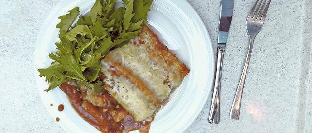 Kosten 4,20 Euro: Gratinierte Mozzarella-Spinat-Cannelloni.