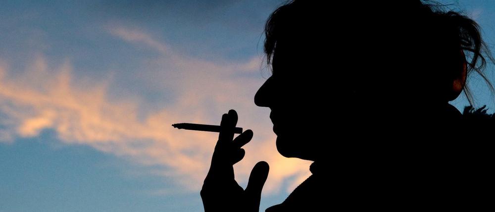 Vom Kabinett ist das Tabakwerbeverbot bereits beschlossen. Nur die Union zögert noch.