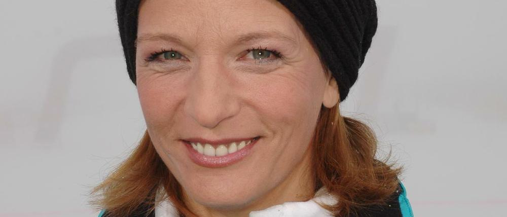 16 Jahre war Jana Thiel für das ZDF tätig. Bekannt wurde sie vor allem durch die Moderation von Wintersport-Übertragungen und des Sports in den 19-Uhr-"heute"-Nachrichten.
