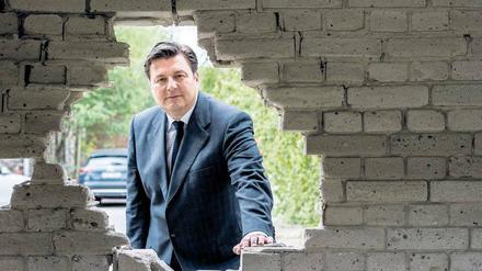 Bausenator Andreas Geisel verzichtet auf die vorgeschriebenen Wohnungen am Leipziger Platz, damit es dort nicht beim „Status Quo eines Werbeplakats“ bleibt. 