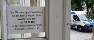 Notlösung. Wie es für die übrigen Schüler weitergeht, ist noch unklar. 