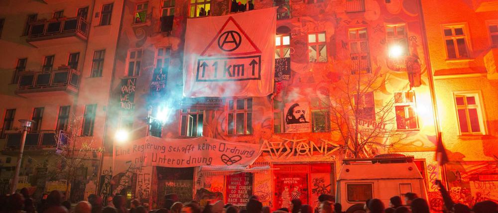 Immer wieder Ärger in der Rigaer. Hier ein Archivbild aus dem Frühjahr 2016.