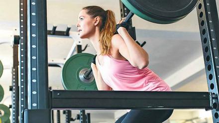 Geräte, Kurse, Schwimmen, Sauna: Wer sich in Berlin in einem Sportklub fit halten möchte, kann zwischen unterschiedlichen Programmen und Preisen wählen. 