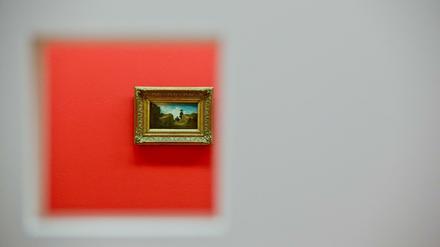 Carl Spitzwegs Bild "Der strickende Wachposten" 2014 in einer Ausstellung des Museums Georg Schäfer in Schweinfurt. Das neue Gesetz, das unter anderen national besonders wertvolle Kunst unter besonderen Schutz stellt, passierte am 8. Juli 2016 den Bundesrat. 
