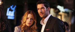 Der Teufel und die Polizistin: Tom Ellis als Lucifer Morningstar und Lauren German als Detective Chloe Decker in der Amazon-Serie "Lucifer".