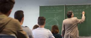 Gar nicht so leicht zu berechnen: Wieviel müssen Teilzeitlehrer arbeiten?