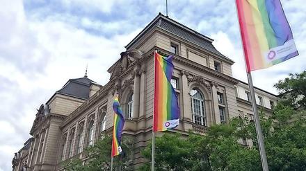 Die UdK unterm Regenbogen. 