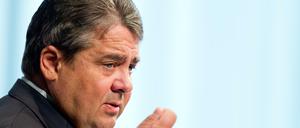 Wirtschaftsminister Sigmar Gabriel will EU-weit mehr Geld ausgeben, um soziale Ungerechtigkeiten zu bekämpfen. 