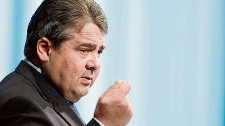 Der mögliche Kanzlerkandidat Sigmar Gabriel steht unter besonderer Beobachtung seiner Partei. 