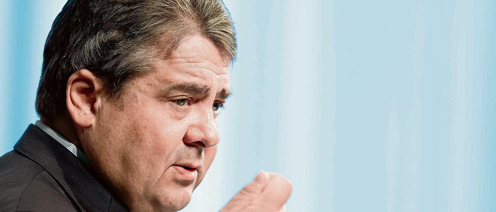 Der mögliche Kanzlerkandidat Sigmar Gabriel steht unter besonderer Beobachtung seiner Partei.