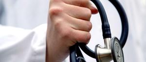 Rein rechnerisch ist Deutschland mit Ärzten überversorgt. 