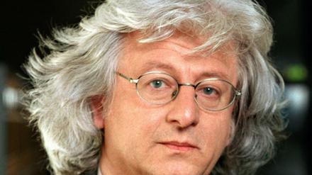 Peter Esterhazy hatte eine besondere Beziehung zum Fußball. Sein jüngerer Bruder war ungarischer Nationalspieler und hat 1986 an der WM teilgenommen.
