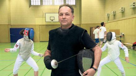 Marek Bajan ist der Haupttrainer beim Fechtclub Berlin-Südwest. 