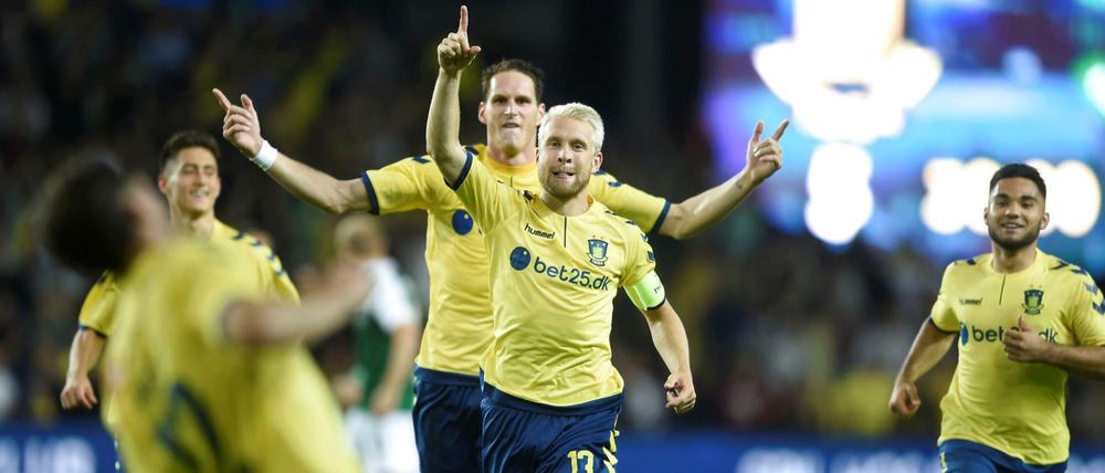 Bröndby setzte sich in der zweiten Qualifikationsrunde gegen Hibernian Edinburgh durch und trifft nun auf Hertha BSC.