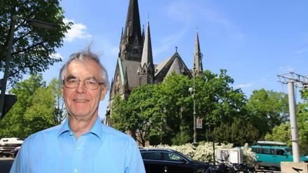 "Bis die Finger staubig sind" - mit Fleiß und Pragmatismus vertieft sich Dirk Jordan noch heute in seine historischen Studien