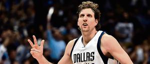 Drei? Mindestens zwei weitere Jahre spielt Dirk Nowitzki noch in Dallas.