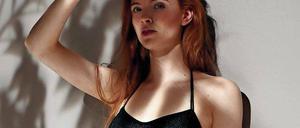 Der Häkelbikini heute: Er schwimmt und trocknet schnell - und ist "etwas ganz Besonderes", wie seine Macherinnen sagen.