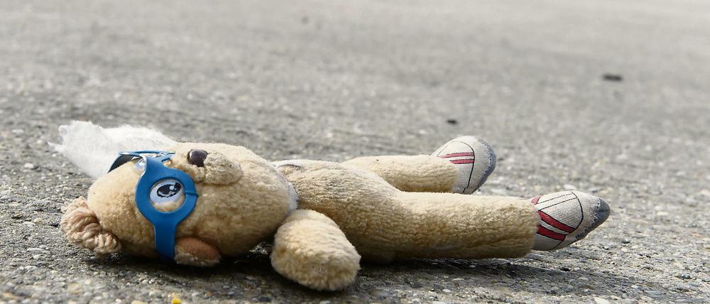Kinder auf der Flucht: Schutzlos gegen Willkür und Gewalt.