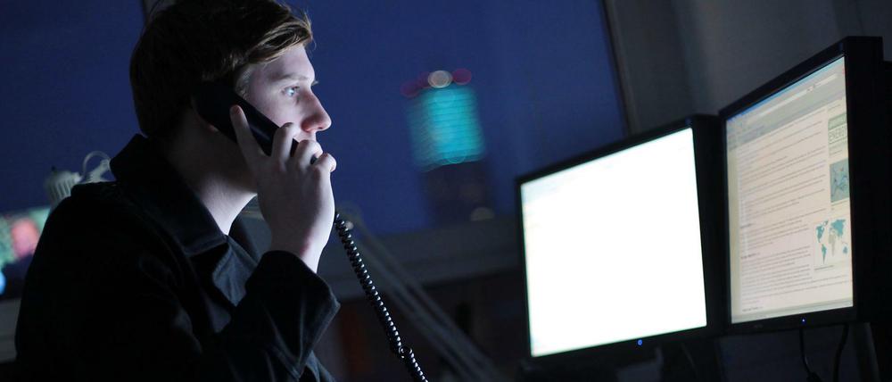 Bis in die Nacht hinein: Viele wünschen sich kürzere Arbeitszeiten.