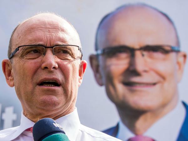 Der Ministerpräsident von Mecklenburg-Vorpommern und Spitzenkandidat der SPD für die Landtagswahl in Mecklenburg-Vorpommern, Erwin Sellering (SPD).