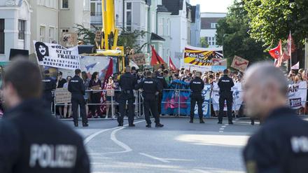 Gegendemonstration beim Wahlkampfauftakt der AfD in Rostock in dieser Woche.