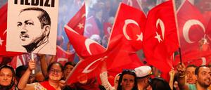 Anhänger des türkischen Präsidenten Erdogan in Istanbul