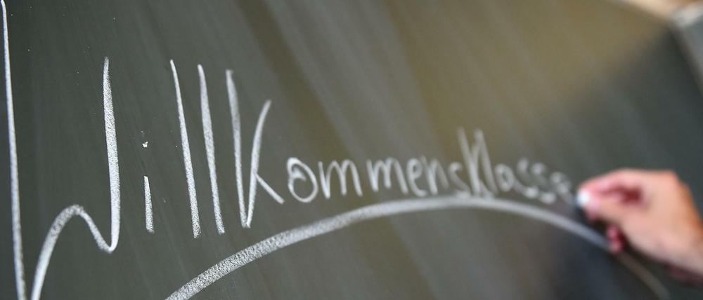 Willkommensklassen sollen Flüchtlingen den Schuleinstieg ermöglichen.